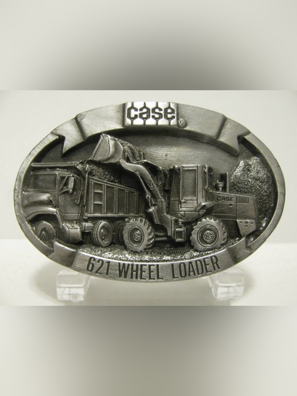 Vintage 1988 J.l. Case 621
Wheel Loader pewter belt buckle